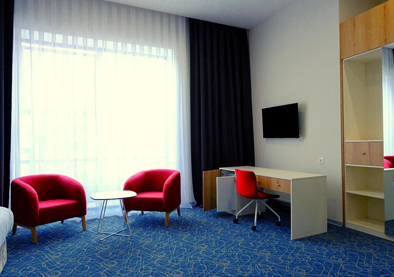 Add Hotel 阿拉木图 外观 照片