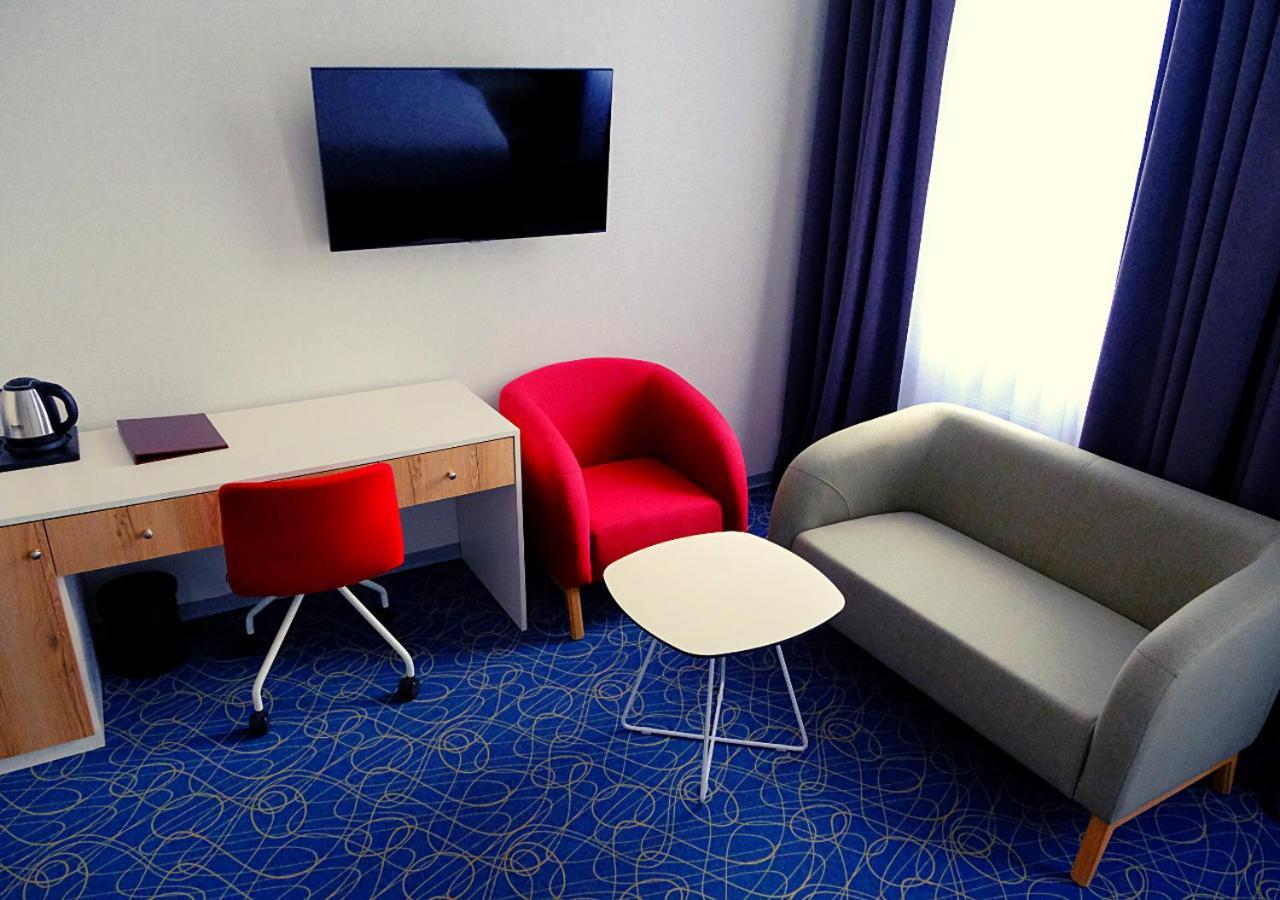 Add Hotel 阿拉木图 外观 照片